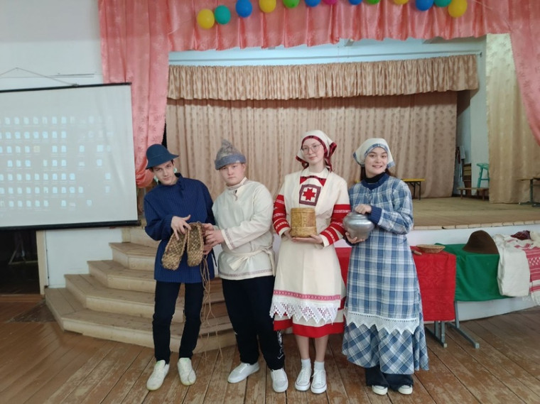 К Дню народного единства.