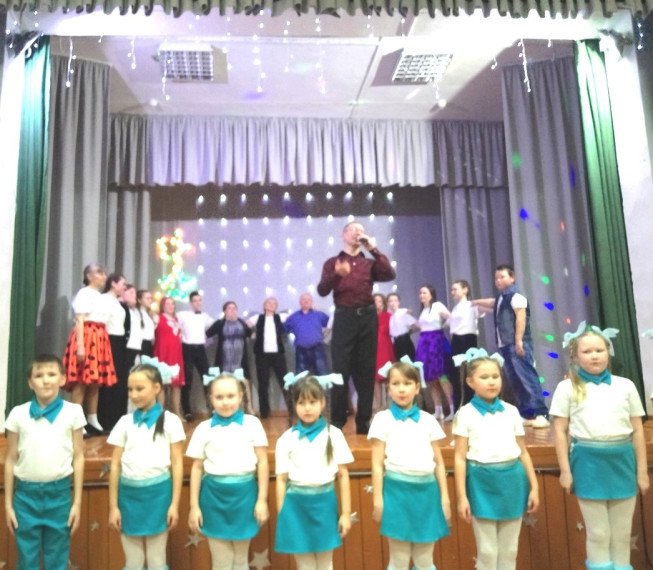 "Две звезды".